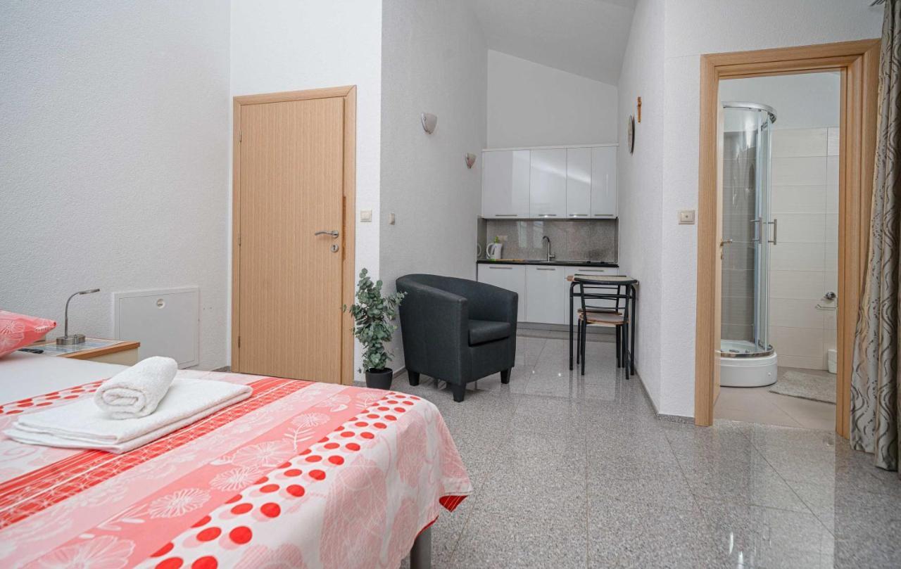 Apartments Miskovic Vodice Kültér fotó